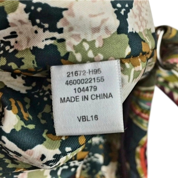 Vera Bradley Iconic Triple Zip Hipster Heirloom Paisley Crossbody Bag - Picture 14 of 16